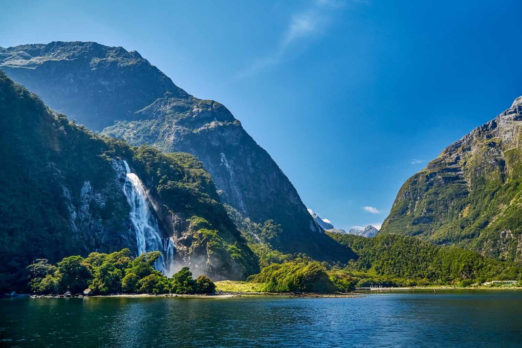trusted New Zealand Travel Agency in Ahmedabad trusted New Zealand Travel Agency in Ahmedabad