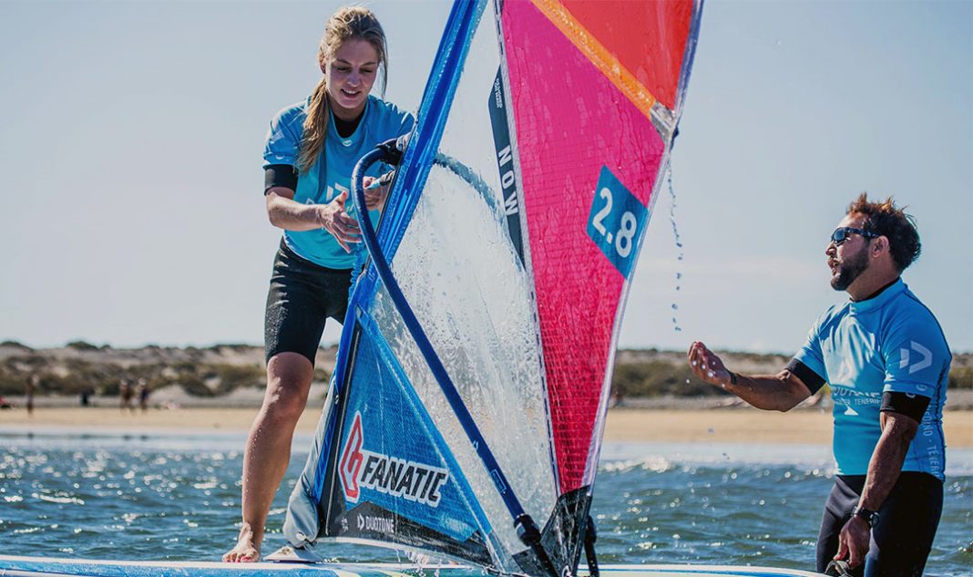 windsurfing lessons and windsurfing courses